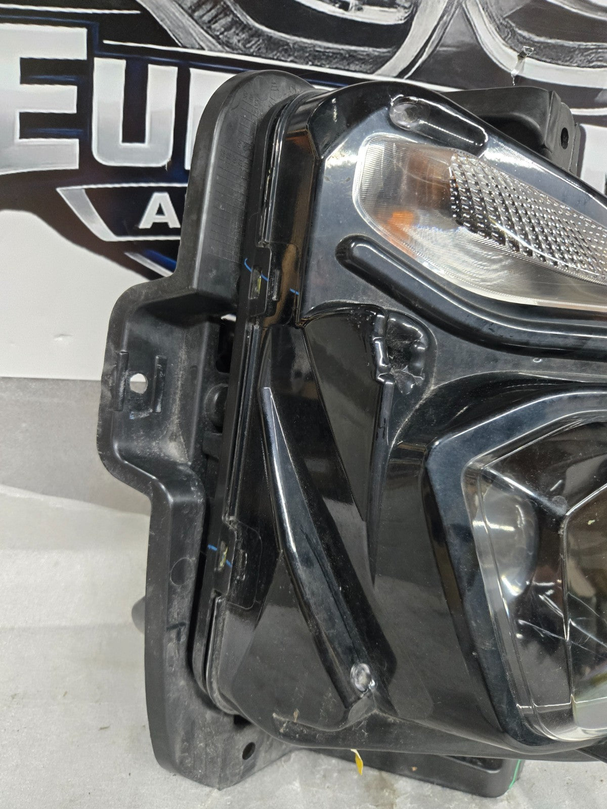 2019-2022 Chevy Blazer HID Xenon Headlight Left LH Driver OEM 84987046