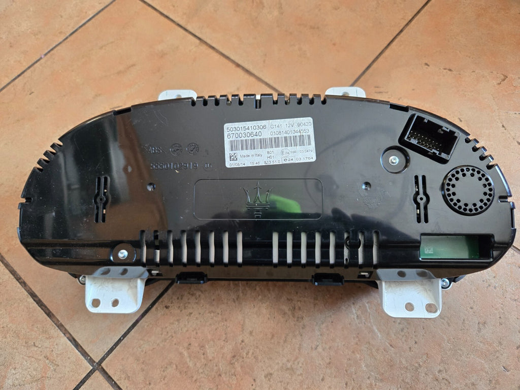 2014-2017 Maserati Ghibli Instrument Cluster Speedometer 670030640 OEM Genuine