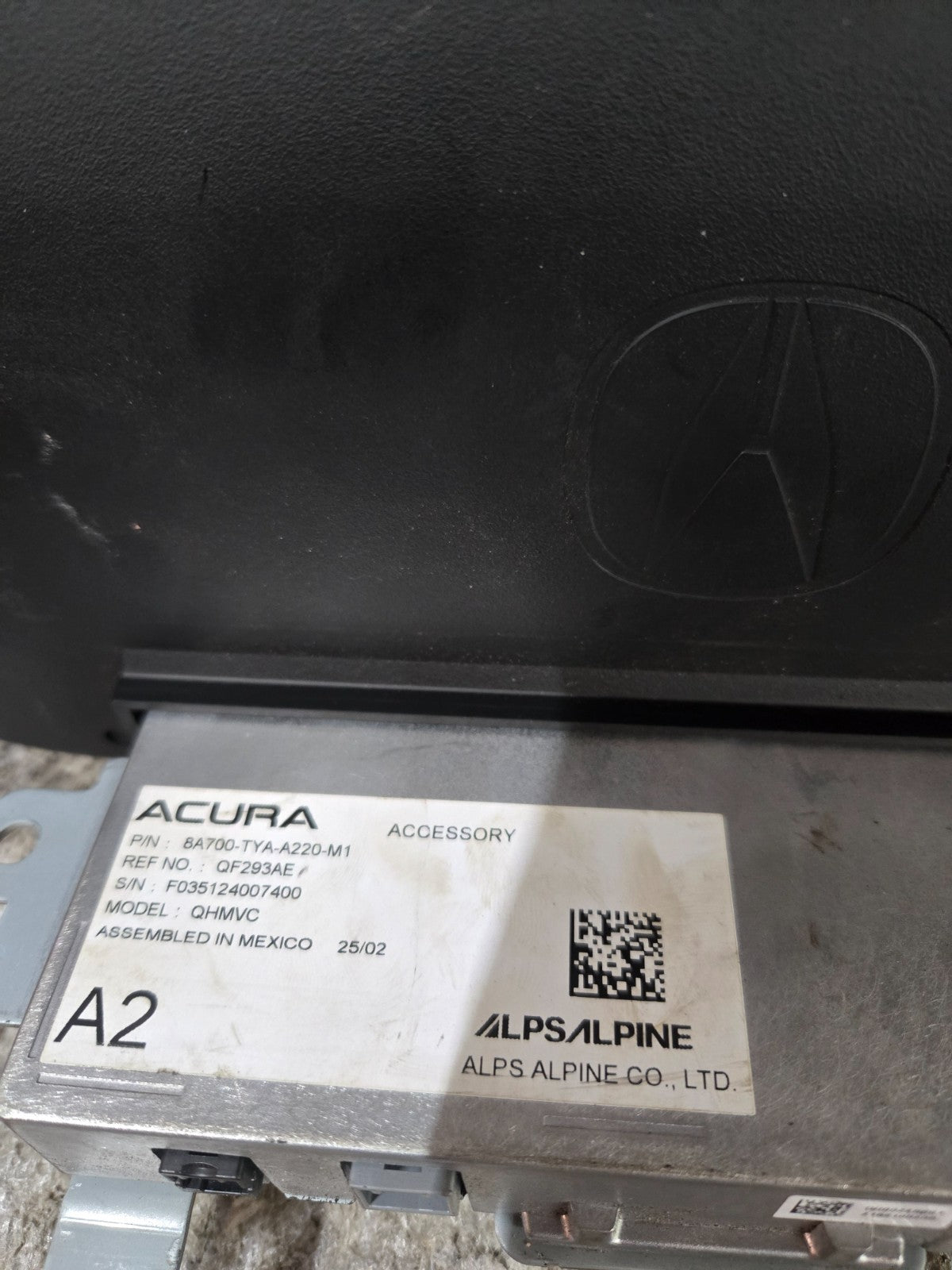 OEM ACURA RADIO NAVIGATION INFORMATION DISPLAY SCREEN GPS 8A700-TYA-A220-M1