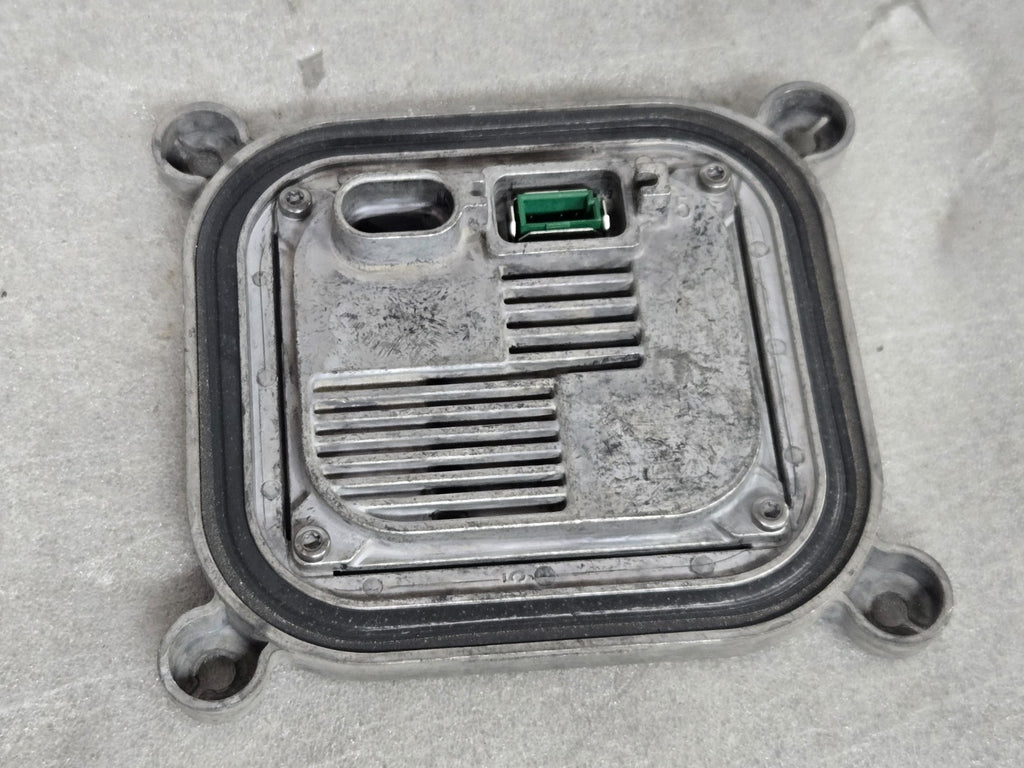 Osram HID Xenon Headlight Ballast Module Unit OEM 10R-044663 Chevy Traverse OEM
