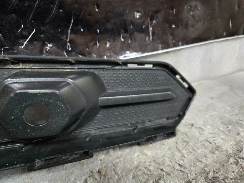 Lamborghini Urus Bumper RH Right Passenger Side Bumper Insert OEM *Clips Damaged