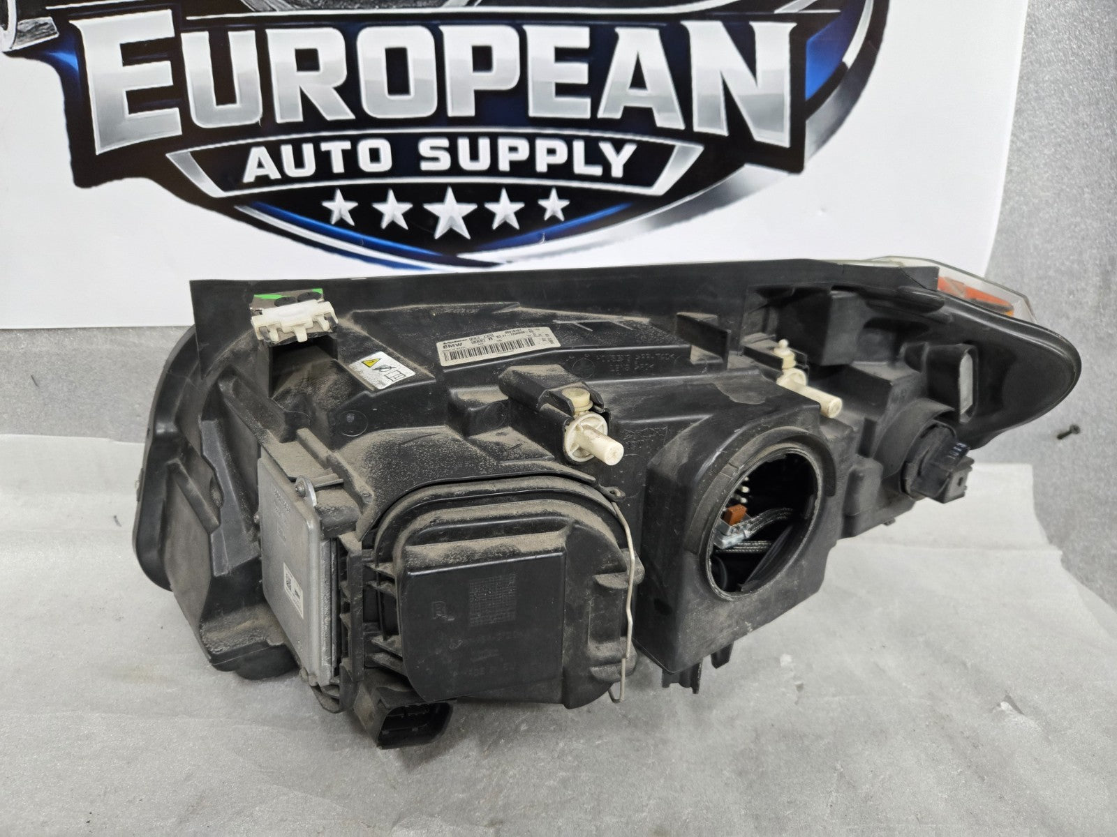 2013-2015 BMW X1 Xenon HID Right RH Headlight Assembly OEM 63117290256
