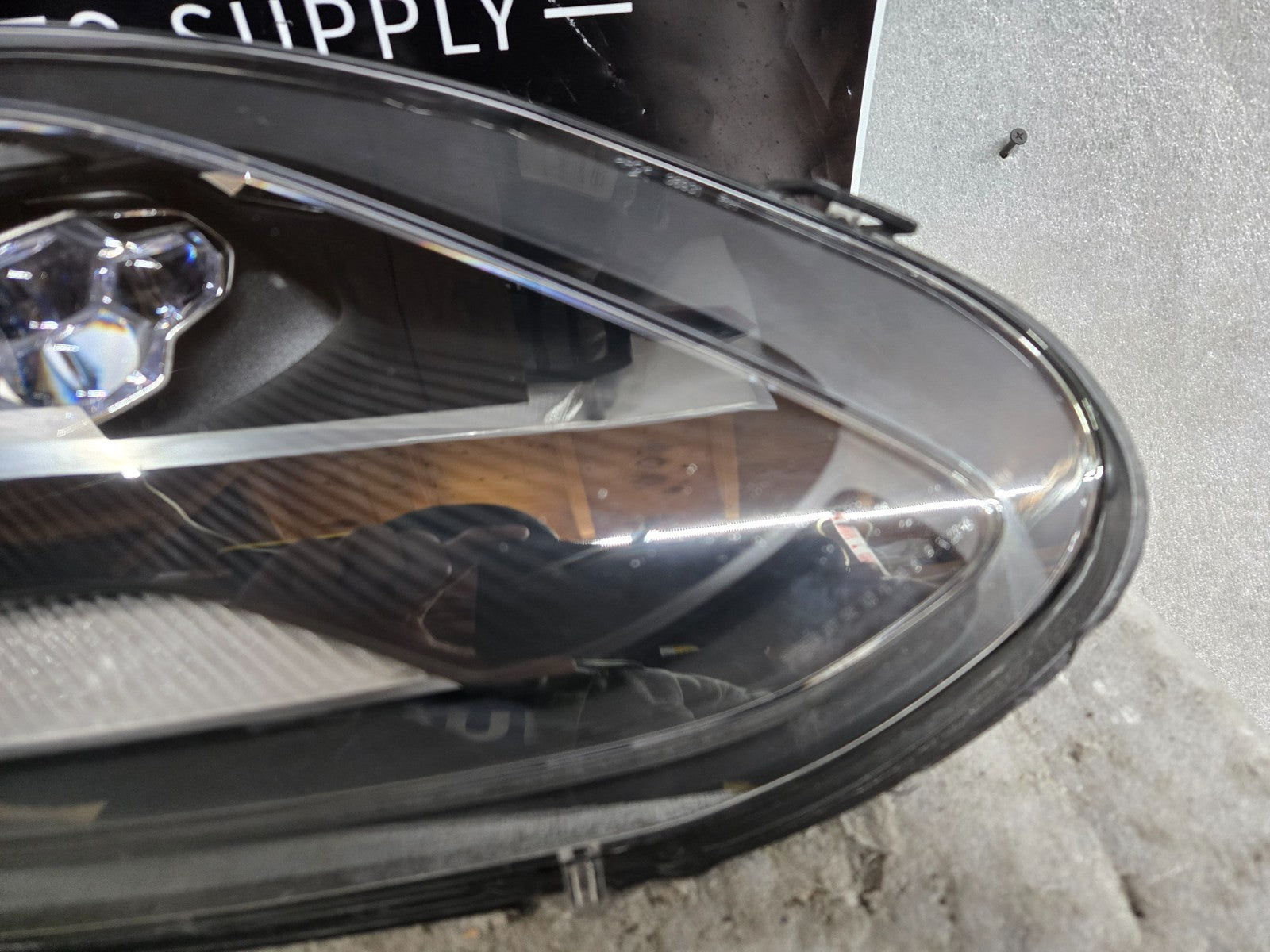 2017-2023 Aston Martin DB11 LED Headlight Right RH Passenger HY5313W029CD OEM