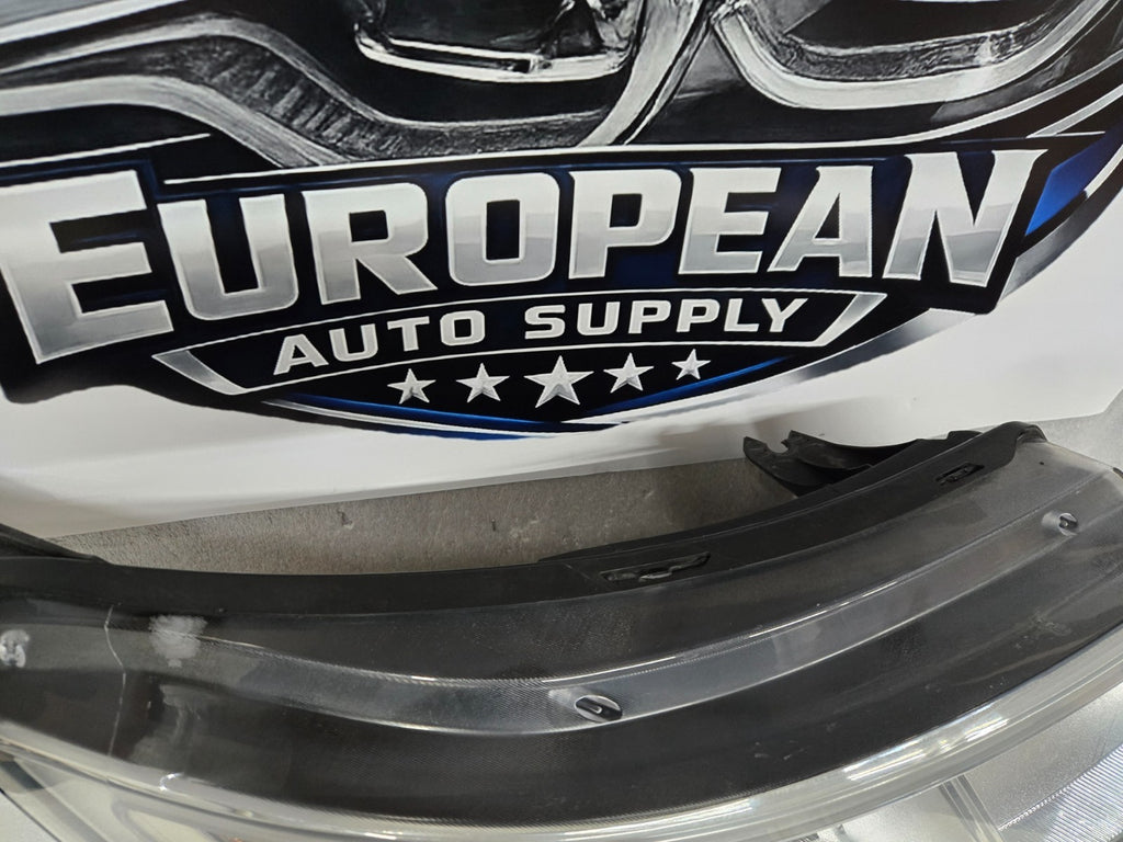 2016-2019 Ford Explorer LED Headlight Front Right RH Passenger HB5313005BB OEM