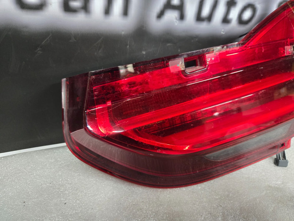 2016-2019 BMW G11 G12 740i 750i Rear Passenger Side LED Inner Taillight OEM
