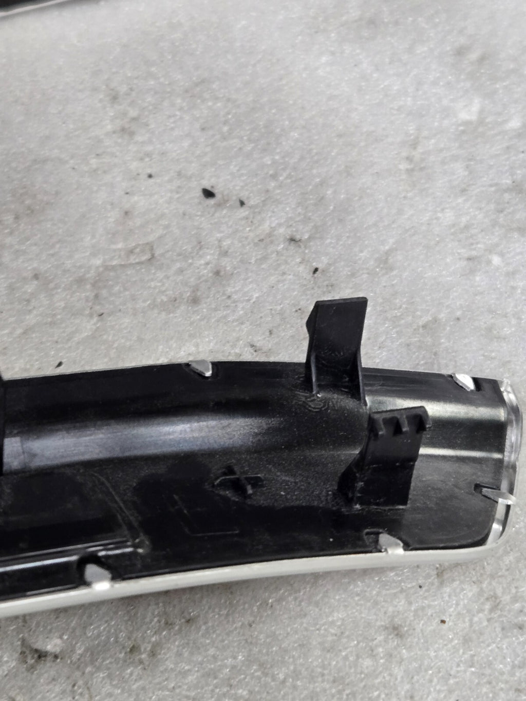2023 BMW i7 G70 Rear Left Door M Sill Scuff Plate Trim Panel 51479870761 OEM