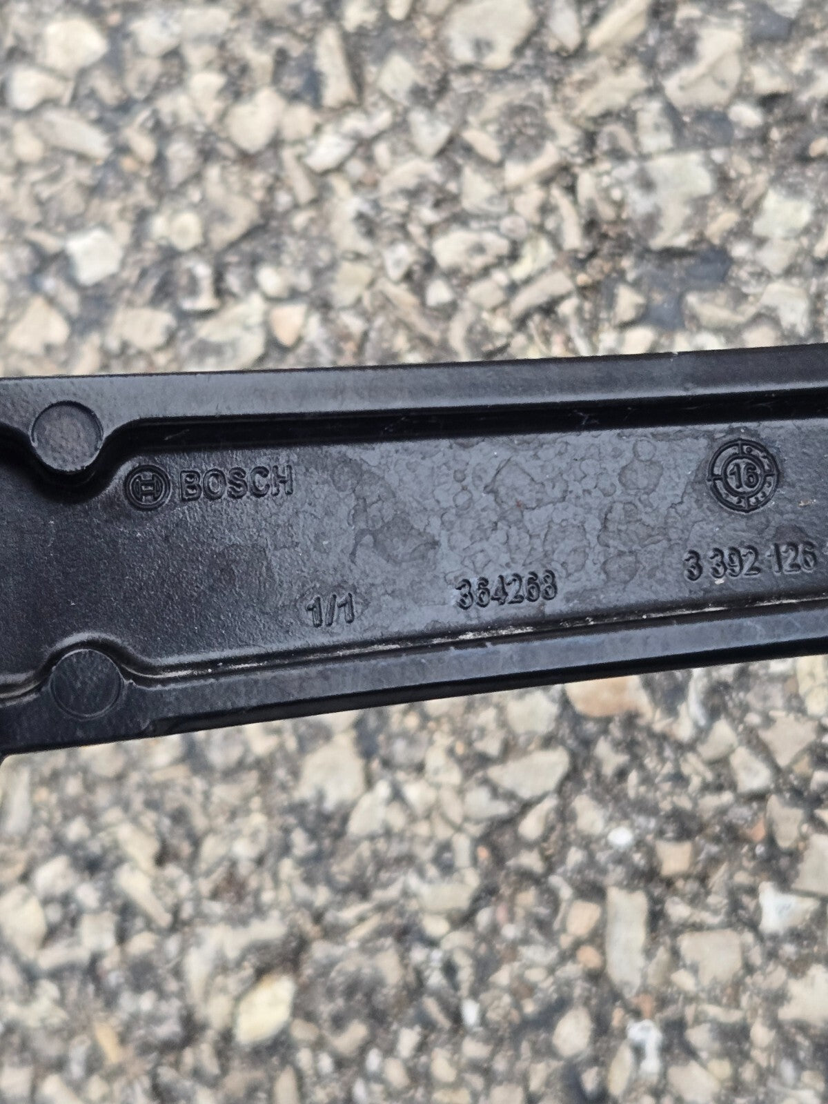 2014-2019 Lamborghini Huracan LP 580-2 Windshield Wiper Arm LH 4T1955407 OEM