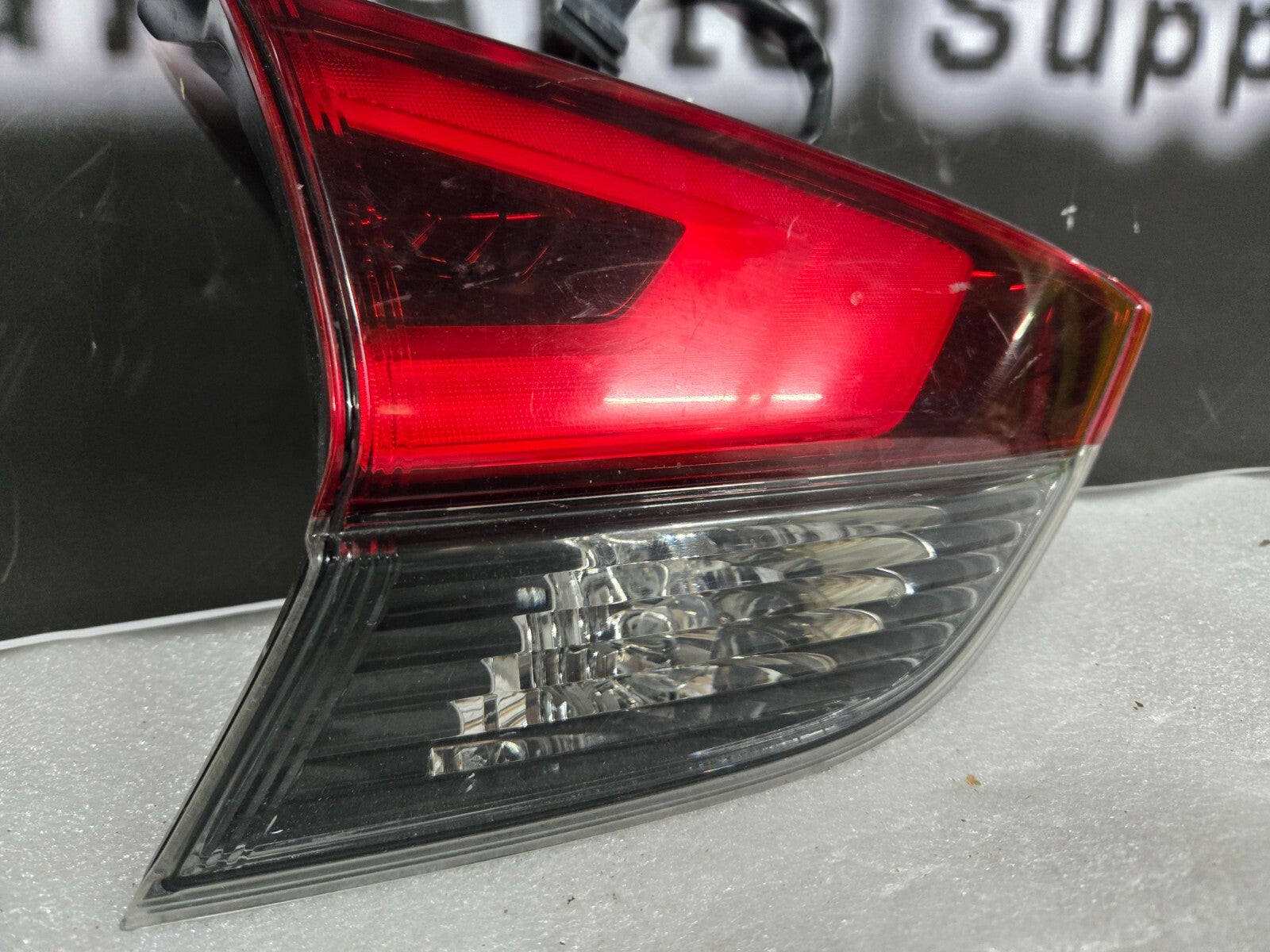 2016-2019 Nissan Rogue Inner Left Driver Side Lid Tail Light OEM