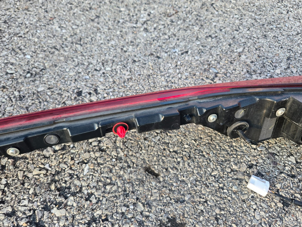 2019-2022 Lexus UX200 UX250H Tailgate Liftgate Back Center LED Taillight Bar OEM