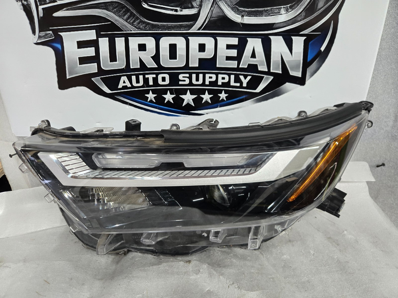 2022-2025 Toyota RAV4 Full LED System Left LH Driver Headlight OEM 81150-0R440
