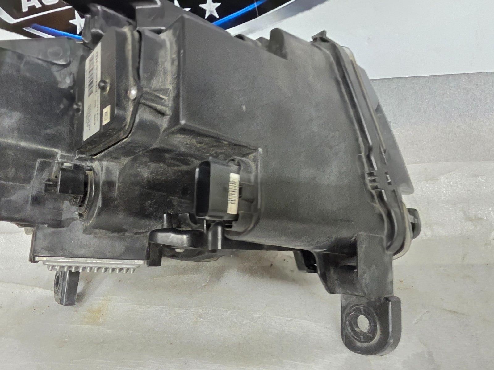 2014-2016 Jeep Grand Cherokee Left LH Driver Headlight w/ Modules 68111001AG OEM