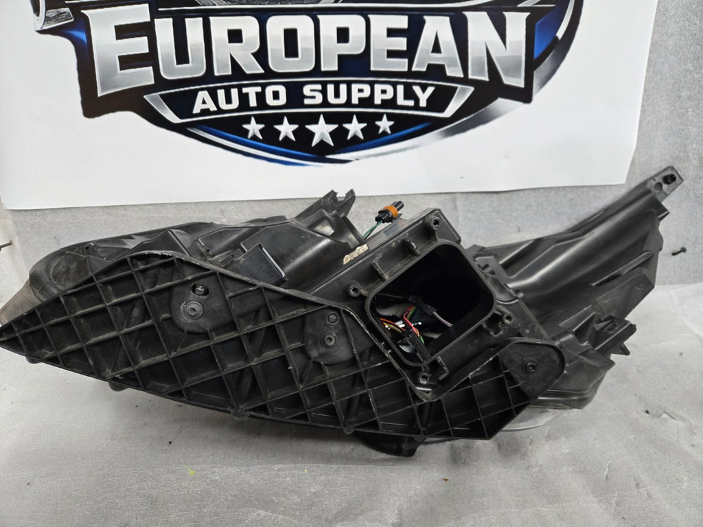 2016-2019 Ford Explorer LED Headlight Front Right RH Passenger HB5313005BB OEM