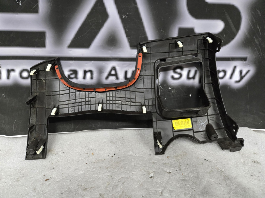2013-2015 Hyundai Santa Fe Sport Panel Assembly Crash Pad Lower 84750-4Z000-NBC