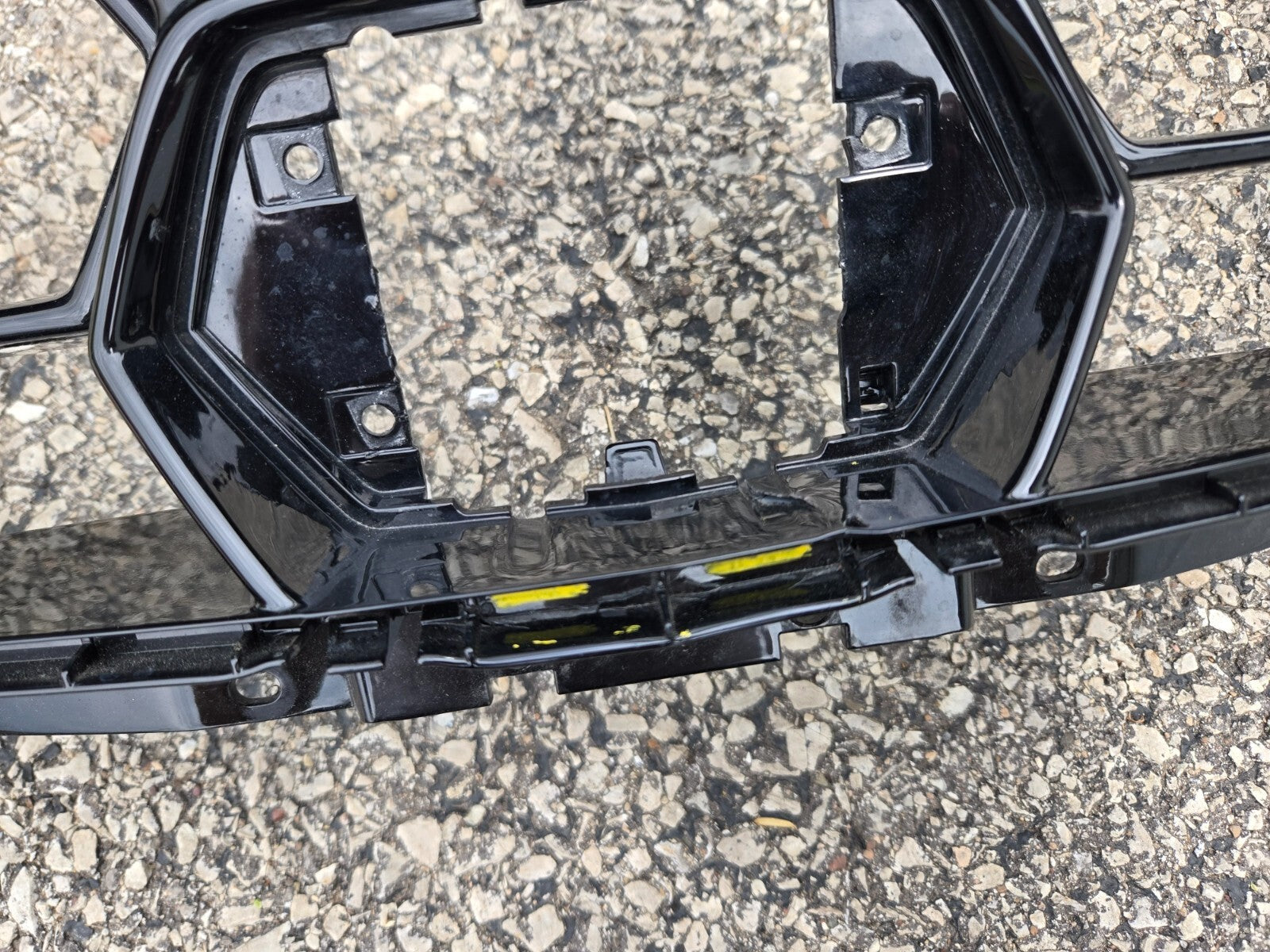 LAMBORGHINI URUS PERFORMANTE 4ML807639A FRONT CENTRE GRILL GRILLE COVER BUMPER