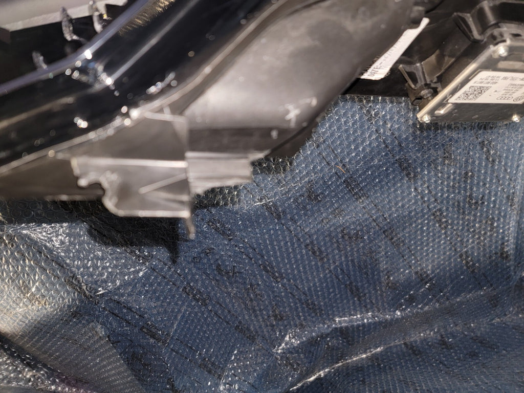 12-17 Lamborghini Aventador LP700-4 Right Passenger Headlight 471941004T OEM R