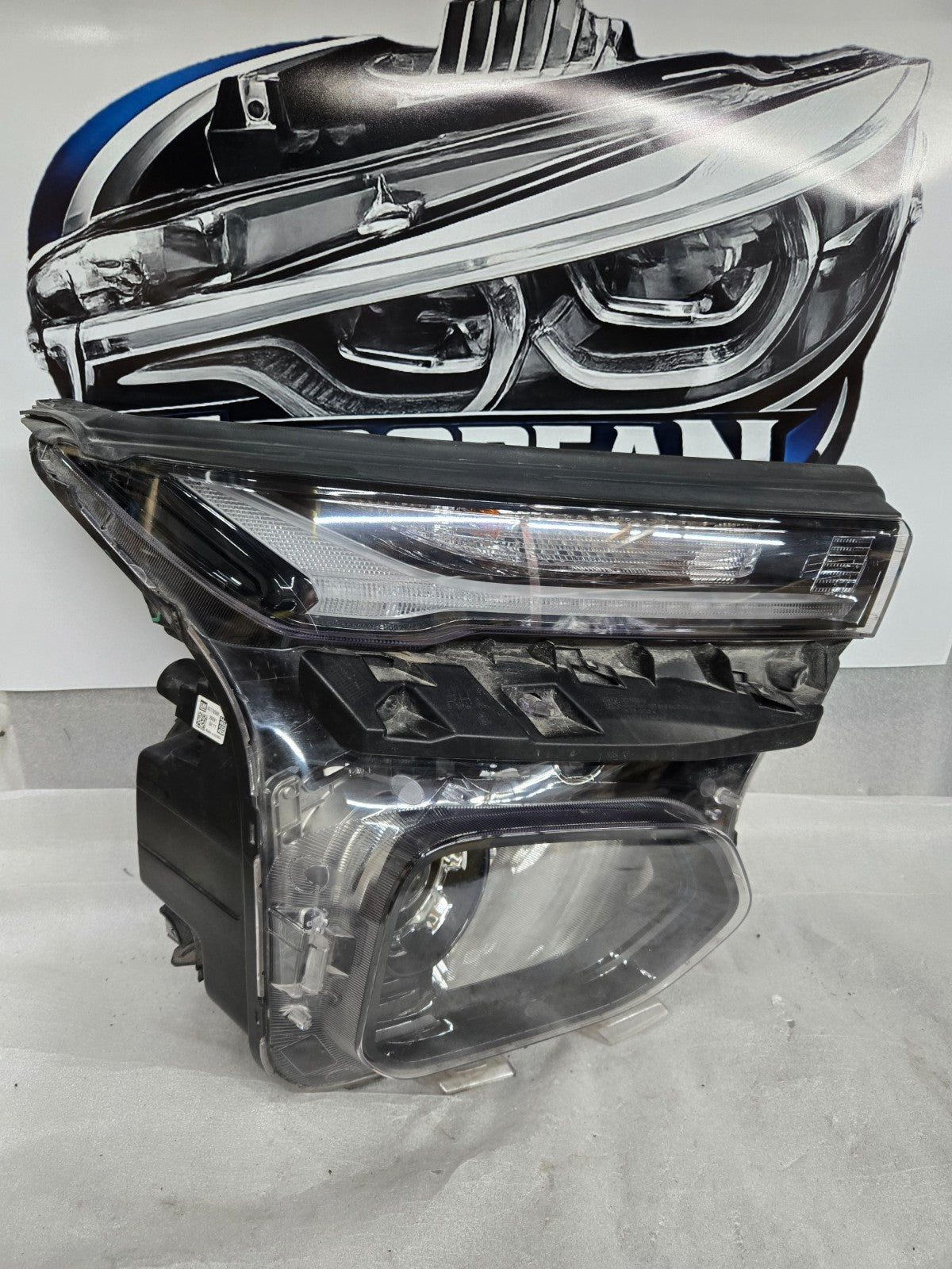 2021-2023 Chevrolet Trailblazer Front Right RH Headlight Assembly OEM 42778368