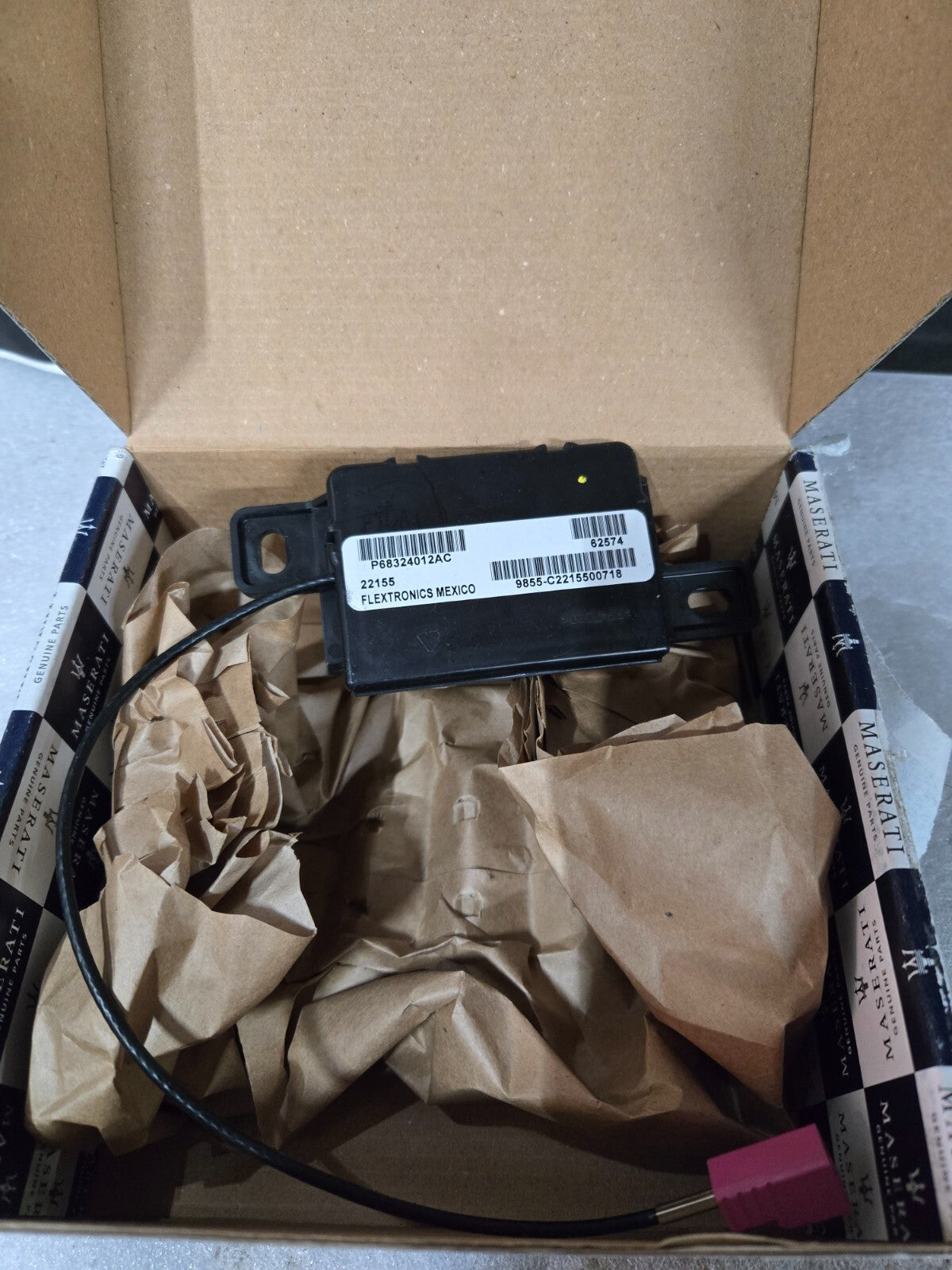 2023-24 MASERATI GRECALE ANTENNA REMOTE START AND KEYLESS ENTRY MODULE UNIT OEM