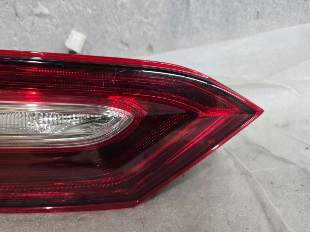 2021-2024 Toyota Camry LED Tail Light Left LH Driver DECKLID MOUNTED OEM
