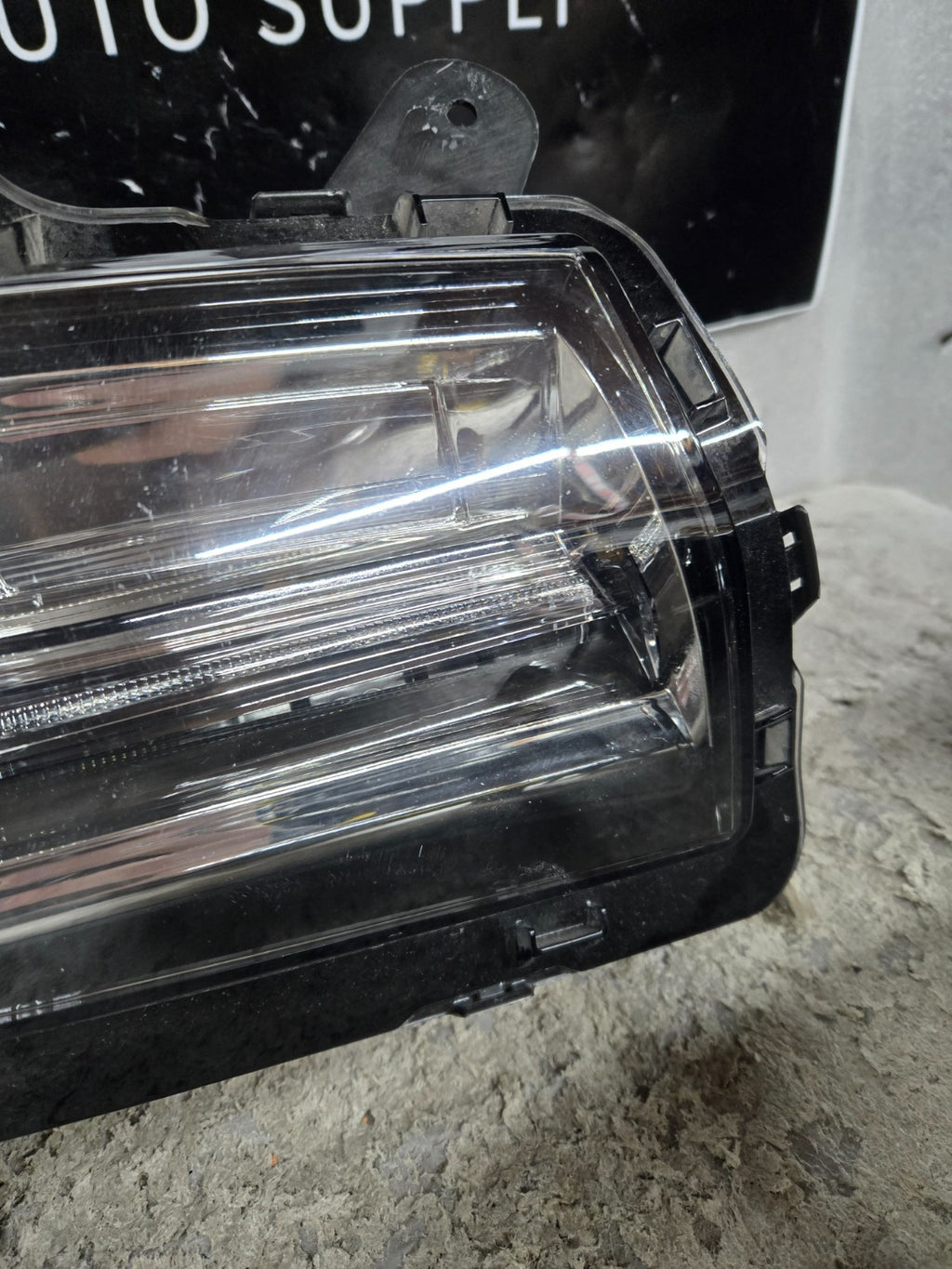 2015-2020 Cadillac Escalade LED Fog Light Left LH Driver Side OEM 19434108