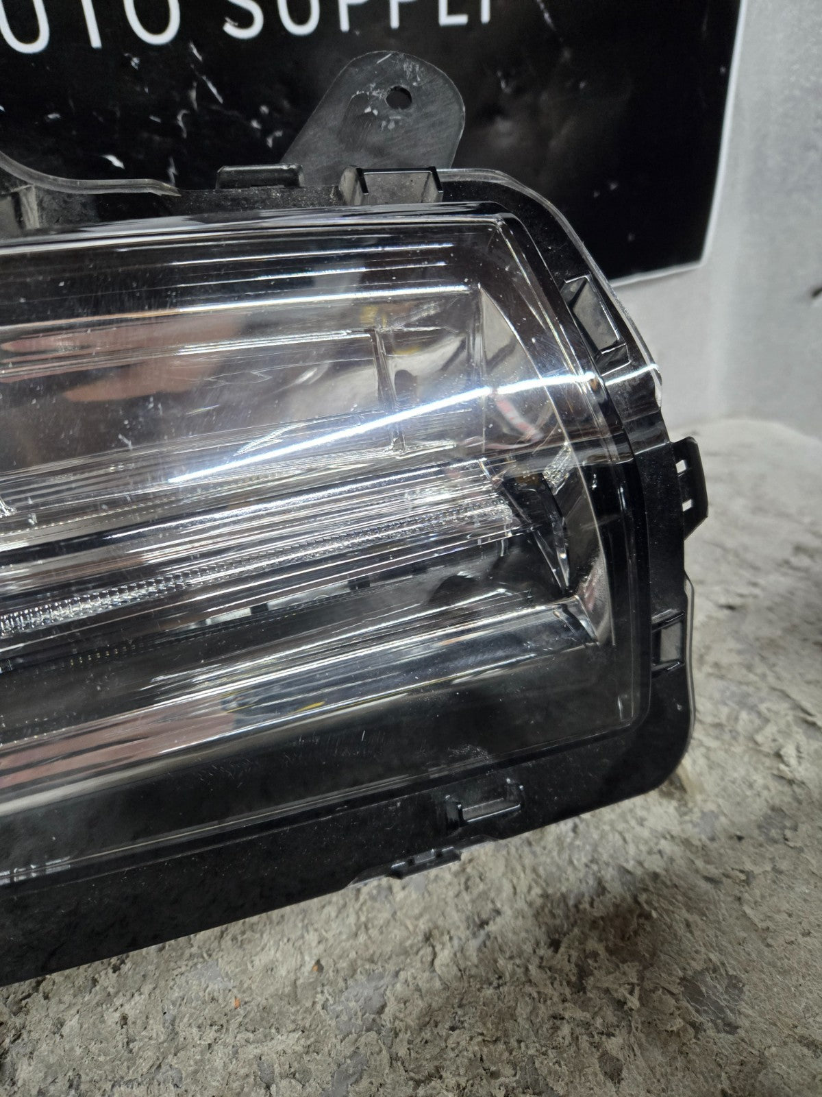 2015-2020 Cadillac Escalade LED Fog Light Left LH Driver Side OEM 19434108