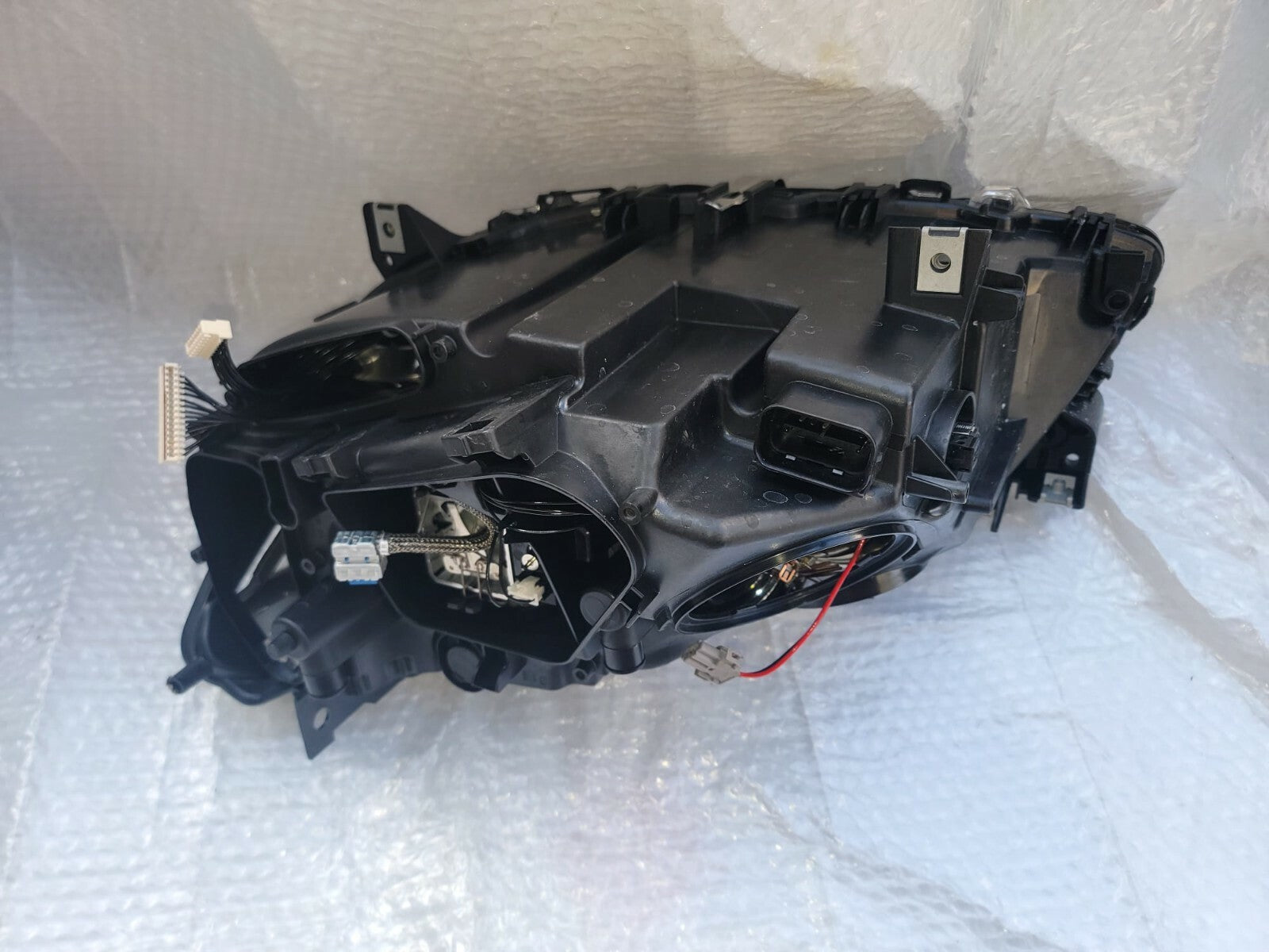 BMW F01 750i Passenger Right Headlight Lamp Bi-Xenon 63117228424 Aftermarket