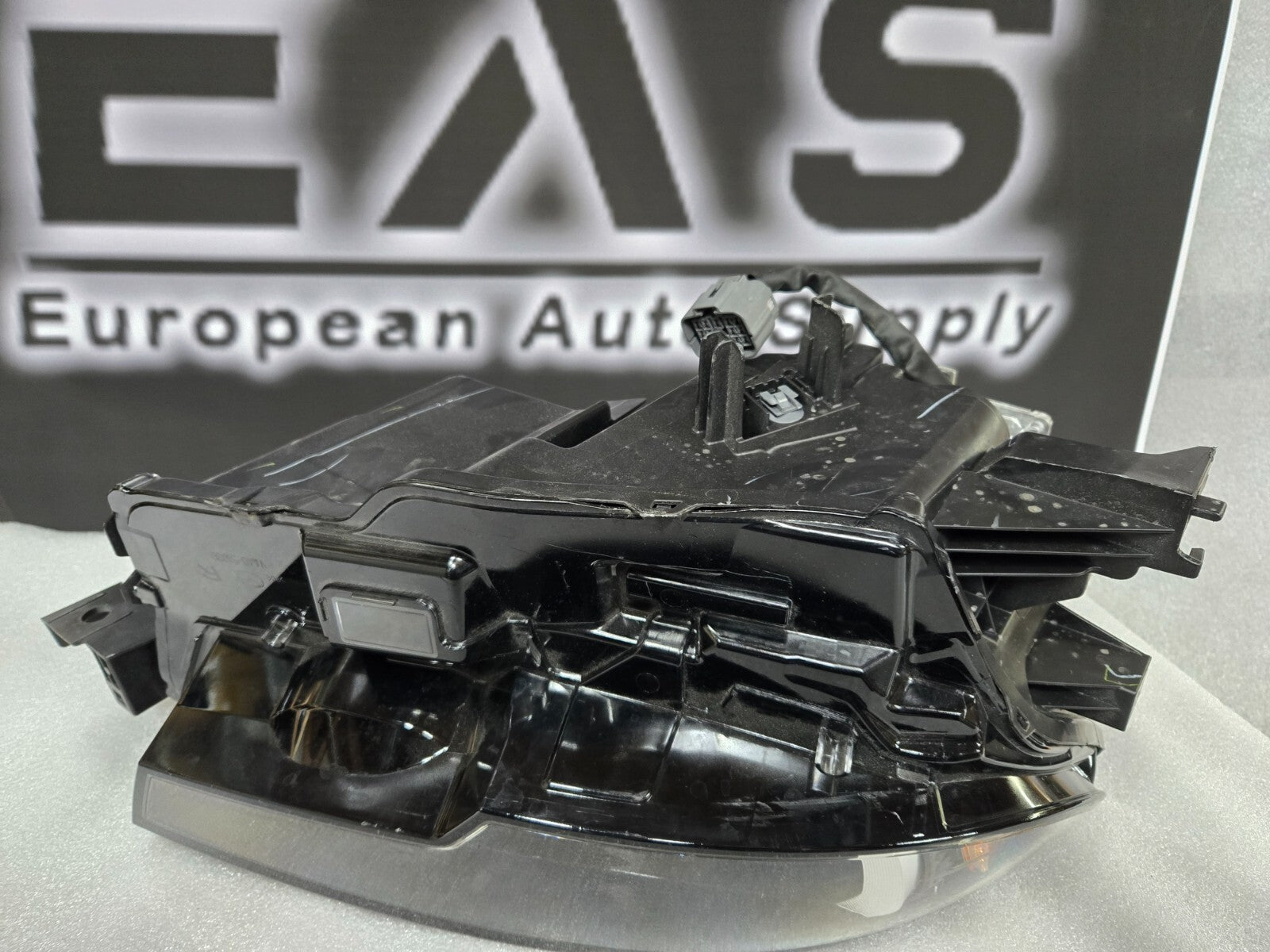 2023-2024 Mazda CX50 CX-50 Right Passenger Side Headlight OEM VA40-51030