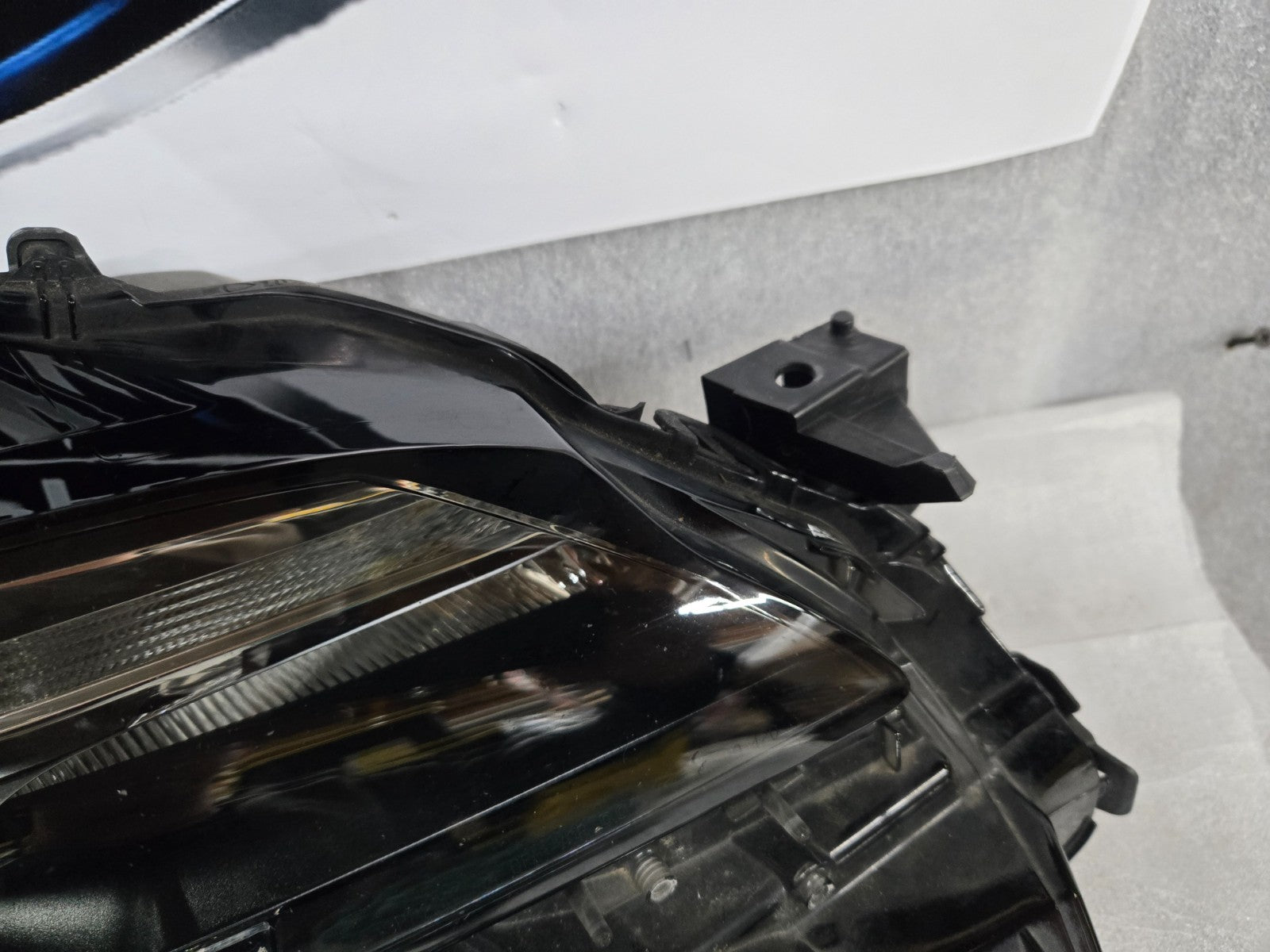 2016-2020 Lexus GS200T GS350 Right RH Passenger Single Beam LED Headlight OEM