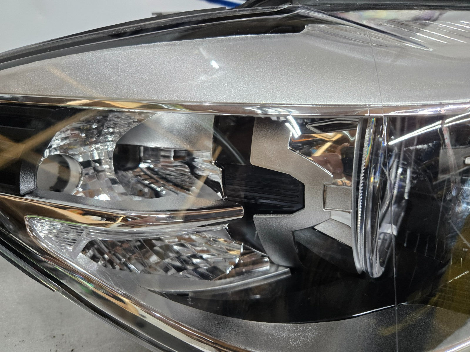 2017-2020 BMW 5-SERIES 530i 540i G30 RIGHT RH LED HEADLIGHT AFTERMARKET 8499120