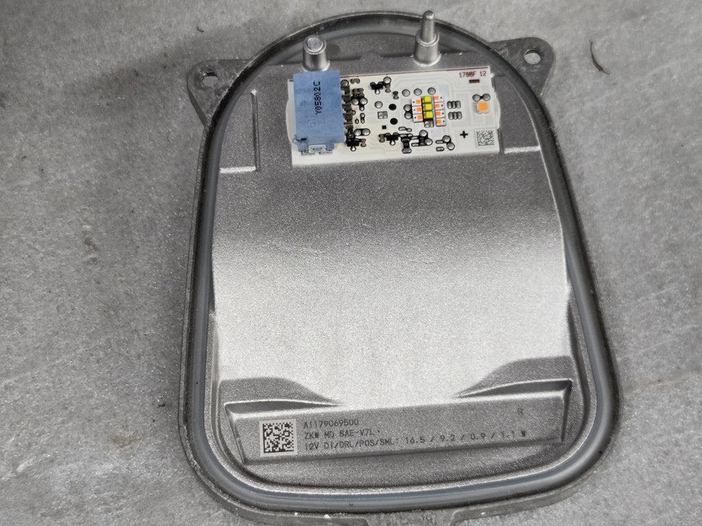 OEM Mercedes CLA GLC DRL Module Daytime Running Light LED Unit RIGHT A1179069500