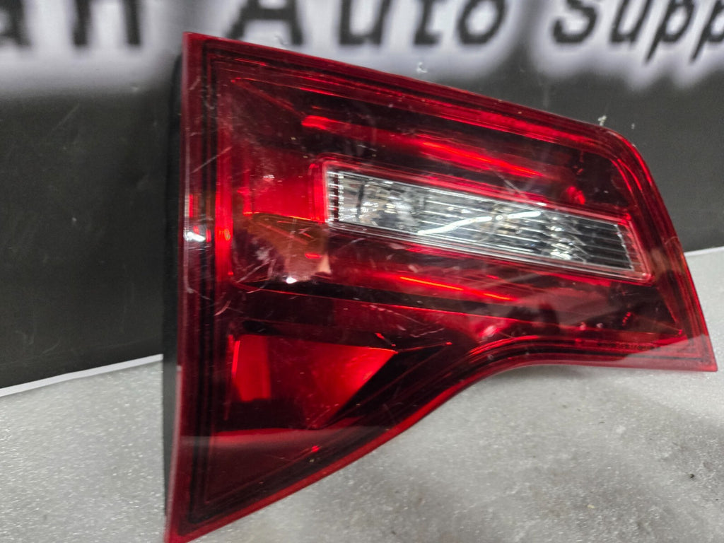 2007-2009 Acura MDX Left LH Driver Side Tail Light Taillight OEM