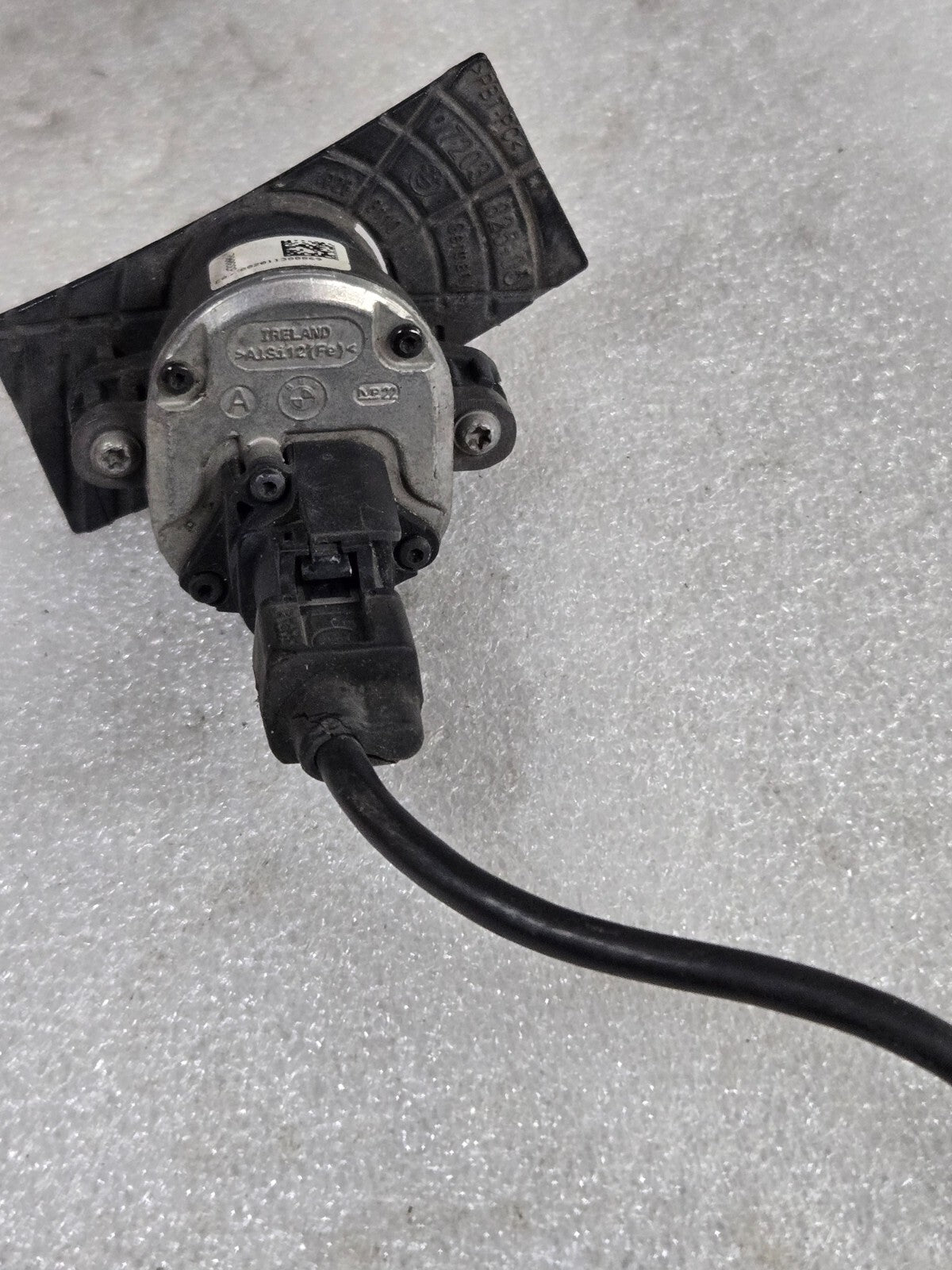 11-16 BMW F10 5-SERIES FRONT BUMPER LANE DEPARTURE SIDE VIEW CAMERA 9240352 OEM