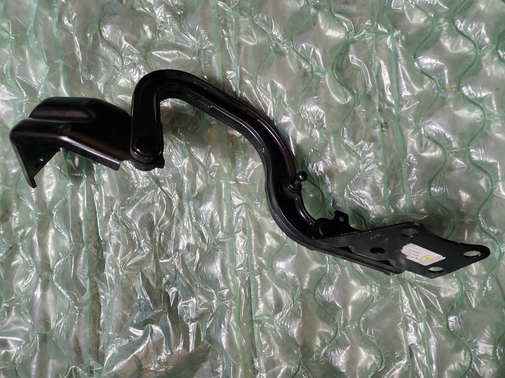 2016 2017 2018 McLaren 570S RH Right Hood Hinge P/N 13A5155CP OEM