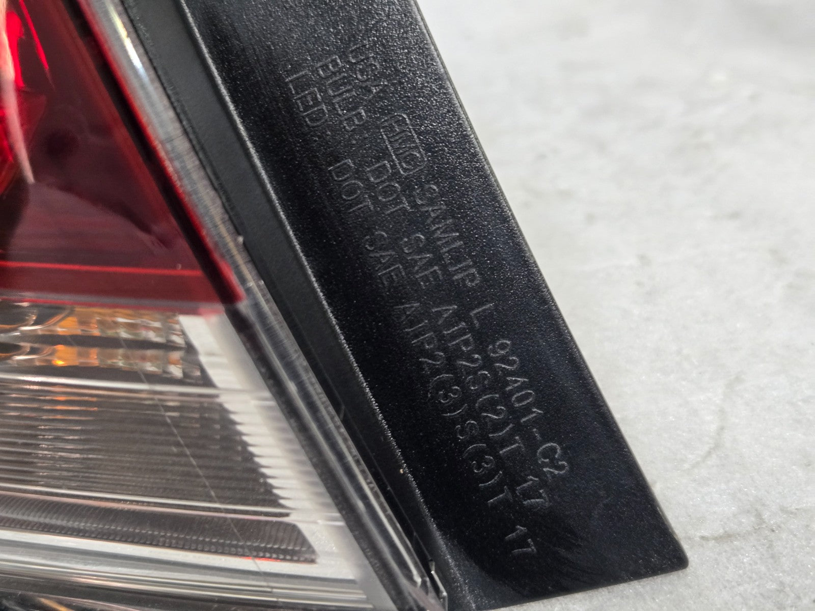 2018 2019 Hyundai Sonata Drivers Left Side Rear Tail Light Lamp OEM 92401-C2