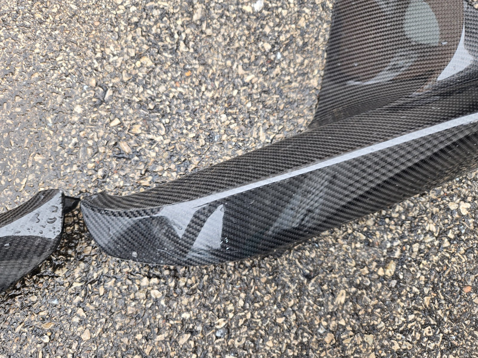 *Damaged* 2018 - 2020 BMW M5 F90 Front Left Right Carbon Fiber Splitter Set OEM