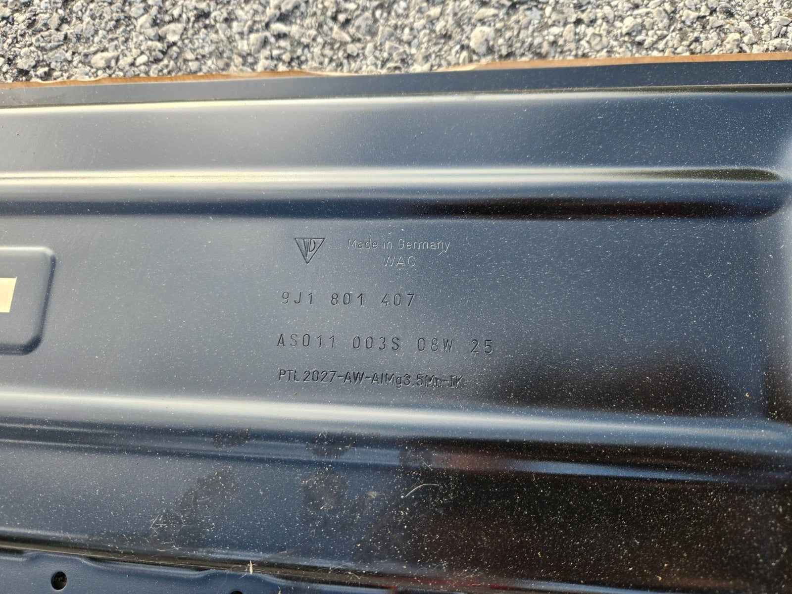 Genuine PORSCHE Taycan Upper Cover Plate 9J1801407 OEM NEW!!