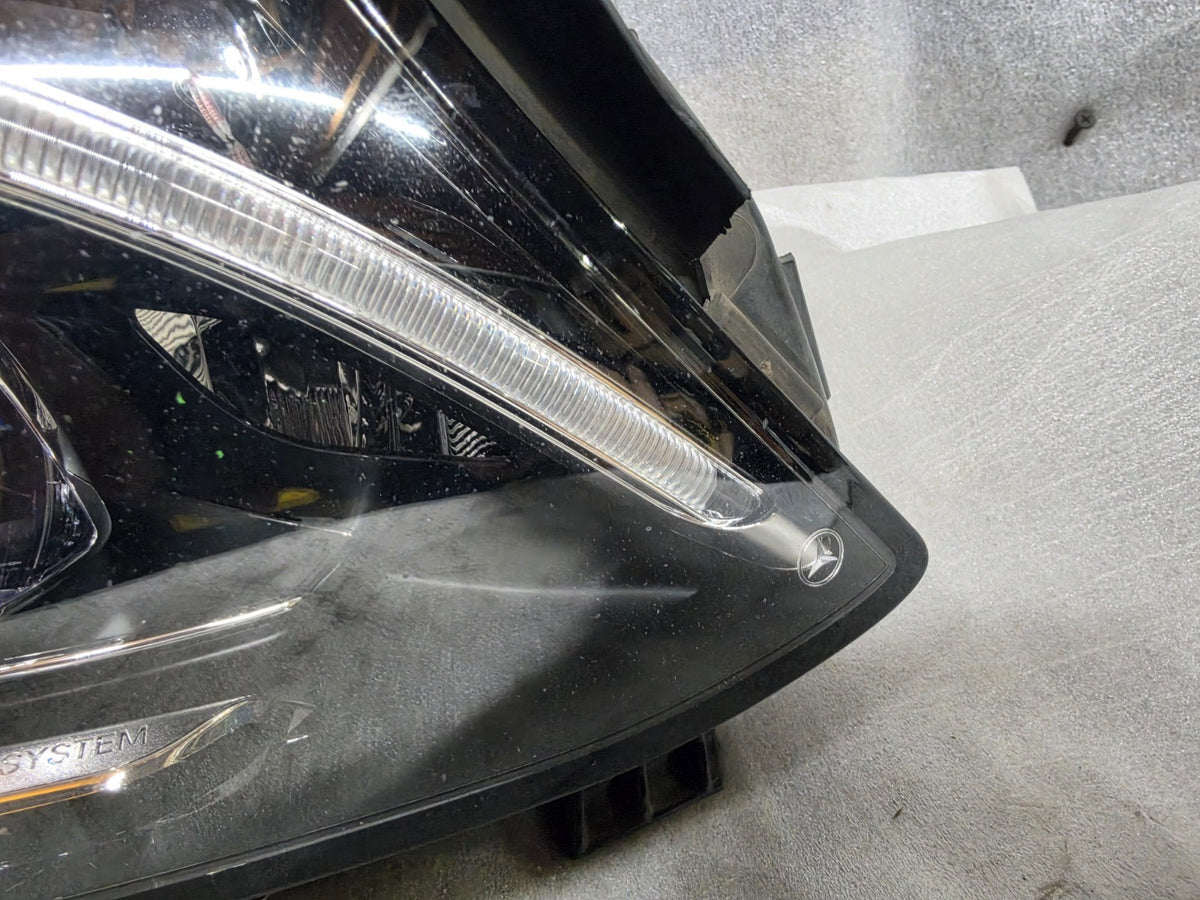 2017-2018 MERCEDES C43 AMG A205 RIGHT ADAPTIVE HEADLIGHT LED LAMP OEM 2059063604