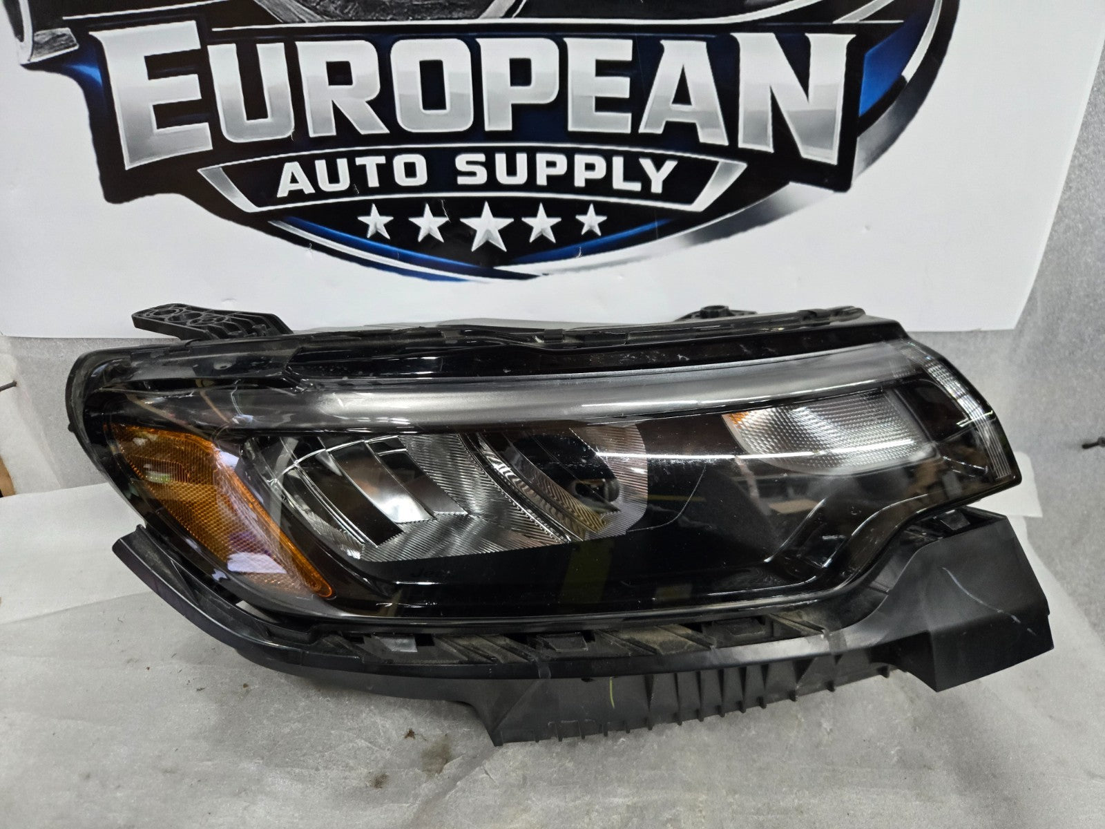 2022-2025 Jeep Compass Right Passenger RH Base LED Headlight OEM P68441580AG