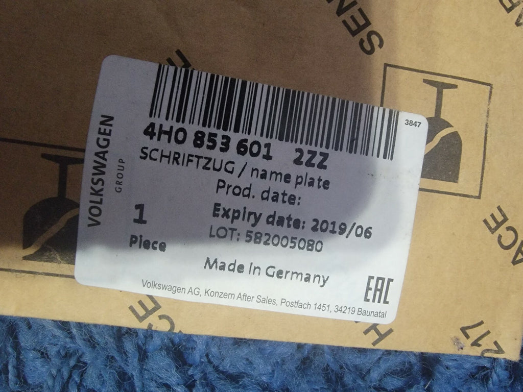 Genuine 2018 Audi A6 A8 S6 RS7 Fender Emblem 4H0-853-601-2ZZ OEM NEW!