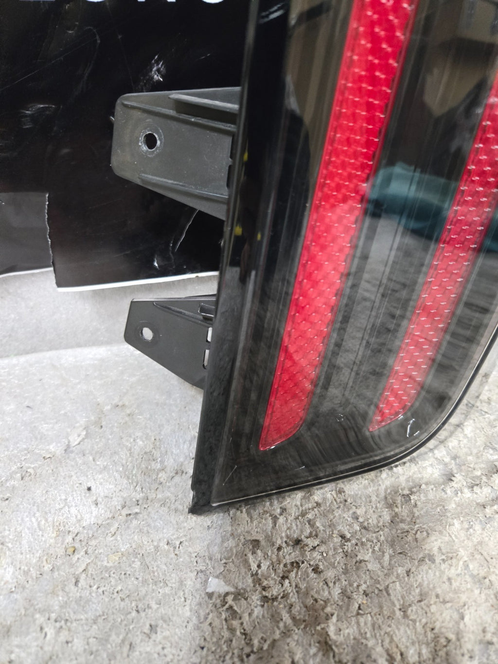 2023 2024 Kia Telluride LED Tail Light Assembly Right RH OEM 92402-S9600
