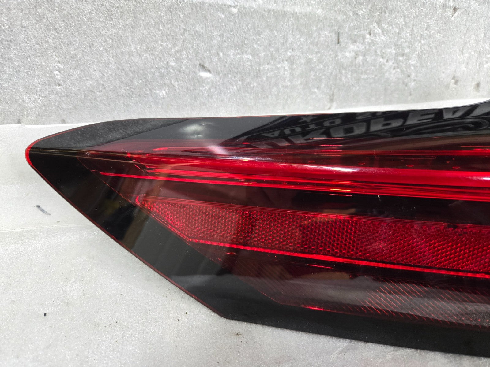 2021-2024 Nissan Rogue LED w/ Halogen Tail Light Driver Left LH OEM 26555-6RR0C