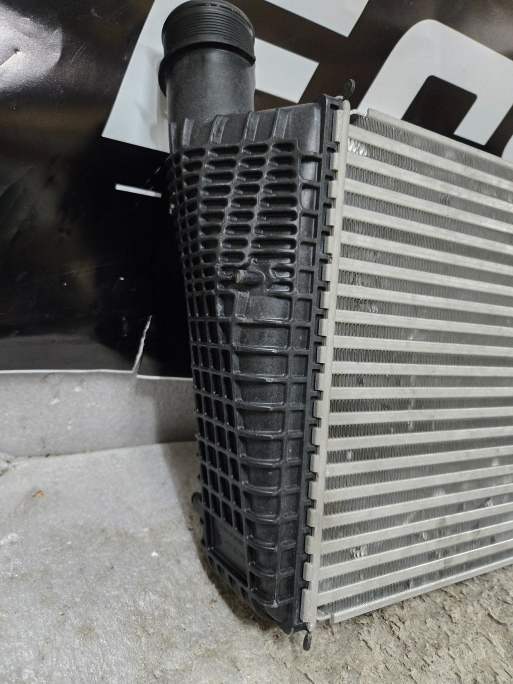2019-2023 Bentley Continental GT Engine Air Inter Cooler 975145804A OEM