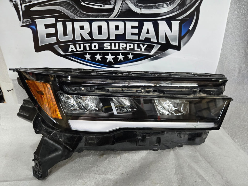 2023-2025 Honda Pilot Right RH Passenger FULL LED Headlight 33100-T90-A01 OEM