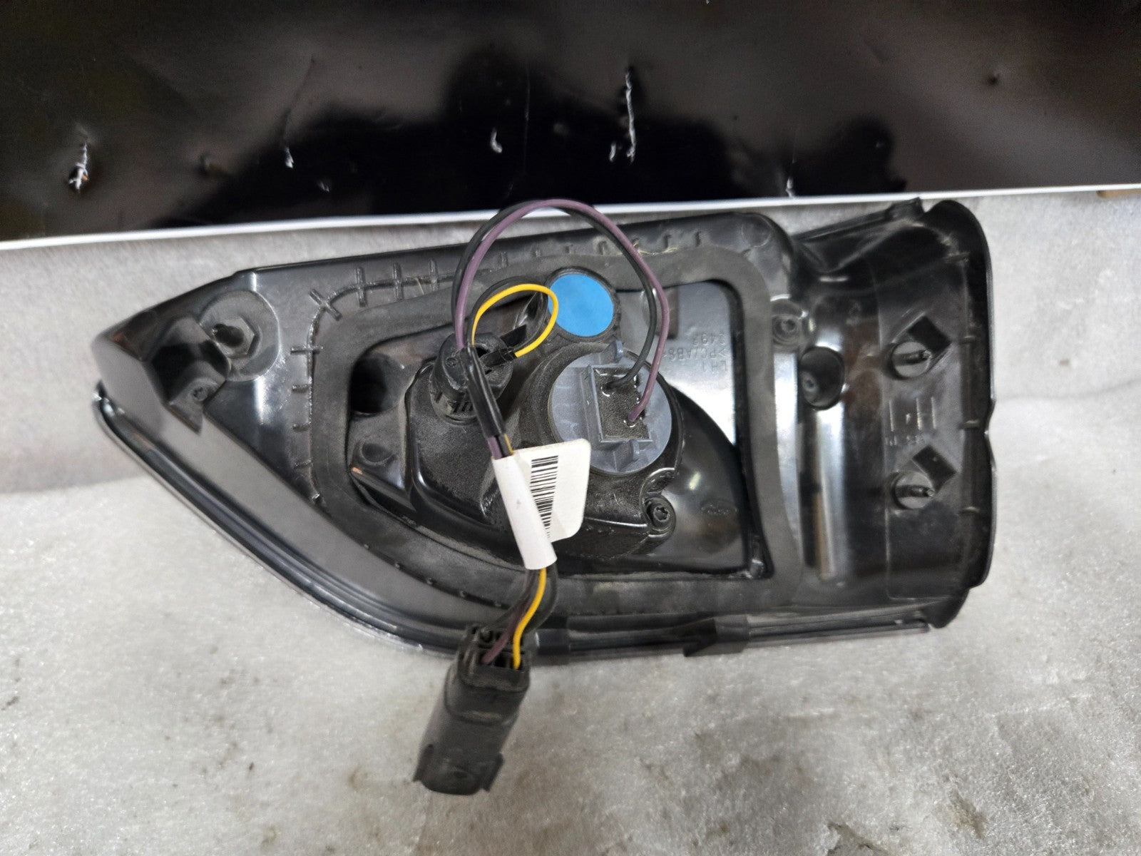 2019-2021 FORD ESCAPE REAR Driver LEFT TAIL LIGHT LAMP OEM LJ6B-13A603-AL