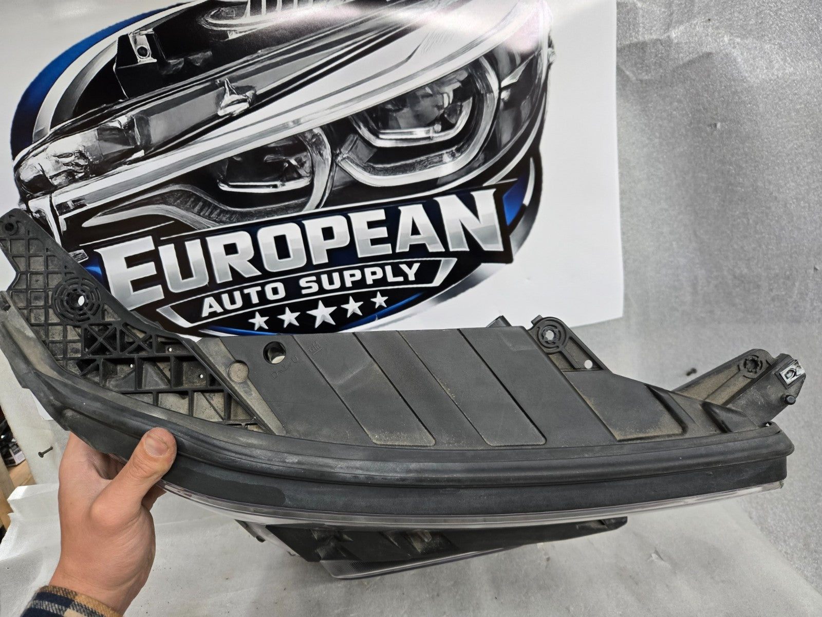2021-2023 Chevrolet Trailblazer Front Right RH Headlight Assembly OEM 42778368