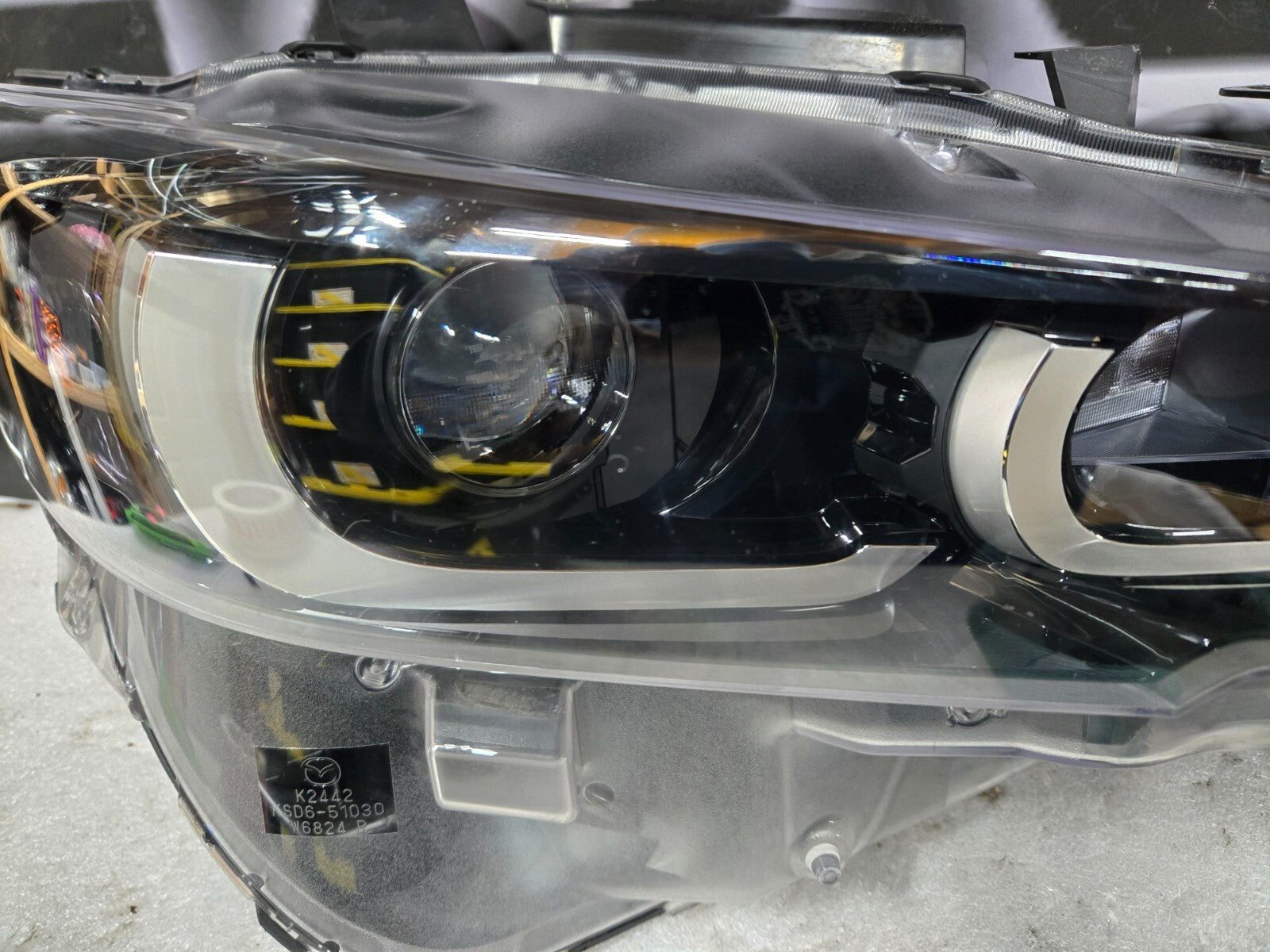 2022-2024 MAZDA CX-5 HEADLIGHT RIGHT PASSENGER SIDE LED NON AFS OEM KSD6-51030