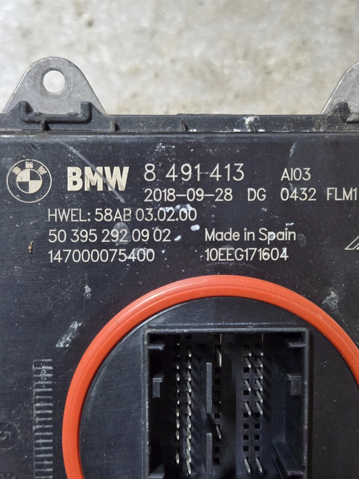 2017 - 2020 BMW 540I G30 FRONT HEADLAMP BALLAST CONTROL MODULE OEM 8491413