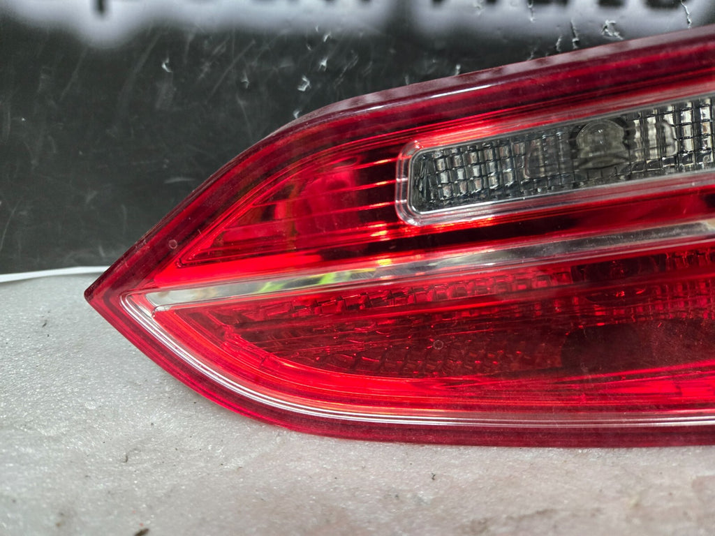 2013-2016 Hyundai Santa Fe Left LH Inner Tail Light Assembly OEM 92405-4Z0