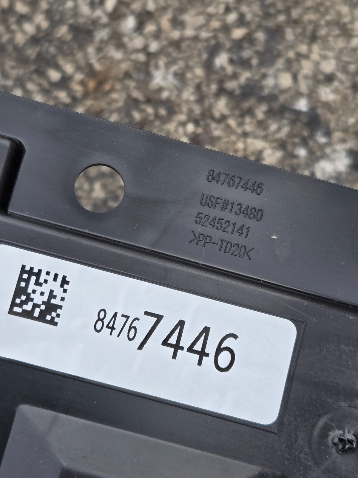 GM Genuine Parts 84767446 Radiator Support Baffle OEM