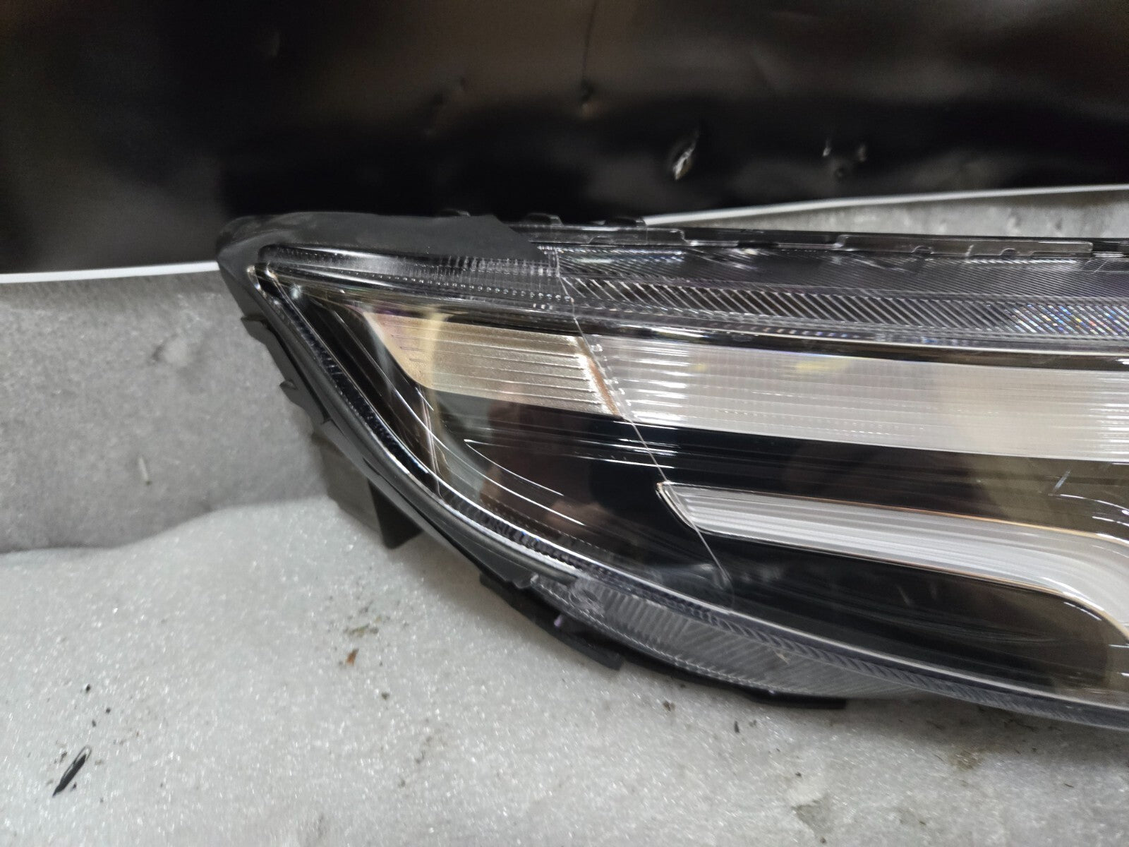 2020-2022 HYUNDAI PALISADE RIGHT RH PASSENGER SIDE LED DAYTIME RUNNING LIGHT OEM