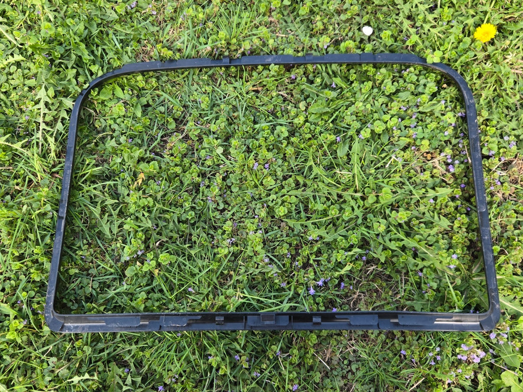 2014-2020 MINI COOPER F55 FRONT SUNROOF PANORAMIC GLASS COVER SHROUD TRIM OEM